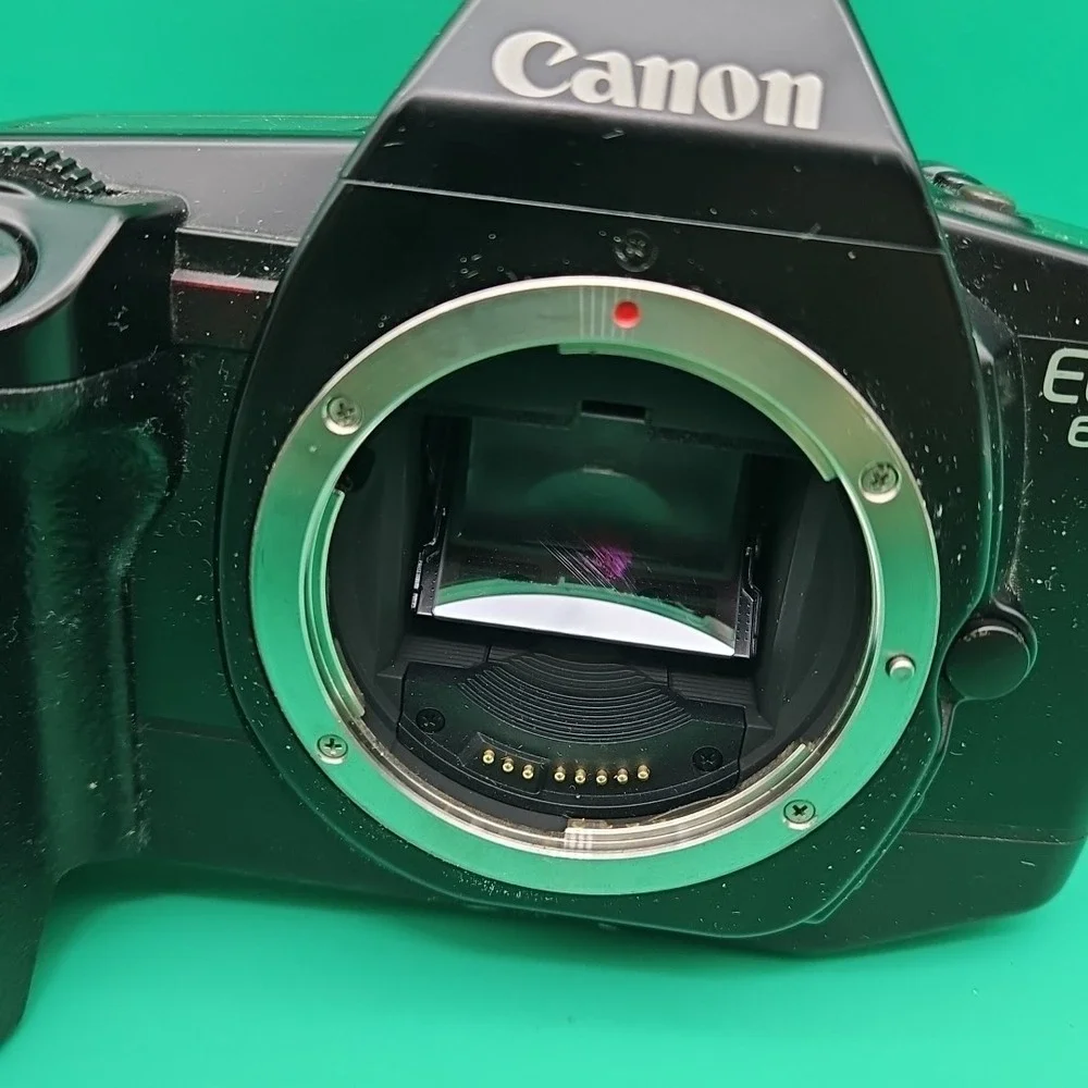 Canon EOS 650 35mm SLR Film Camera Body Only‎ Untested As Is